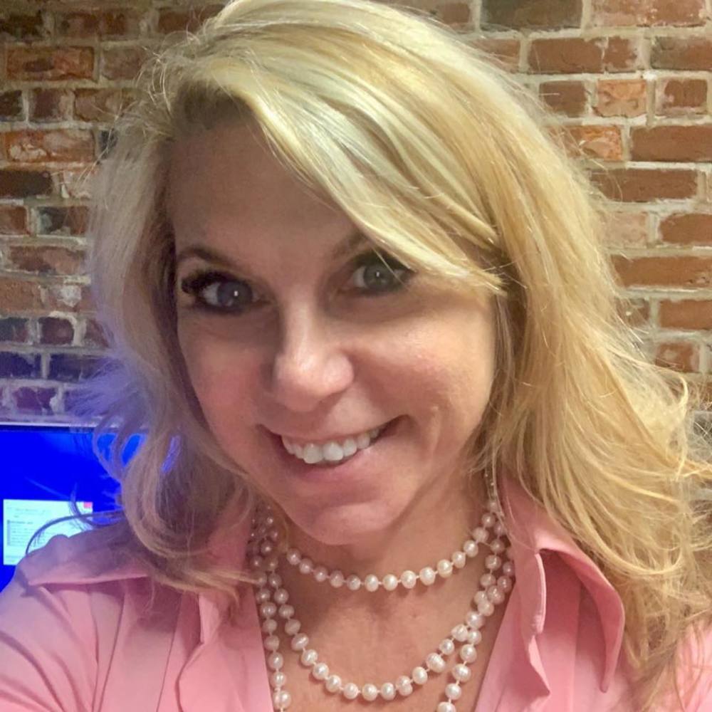 Meet your Posher, Daphne